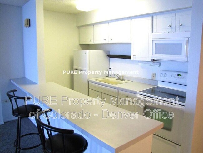 Building Photo - 1020 15th St