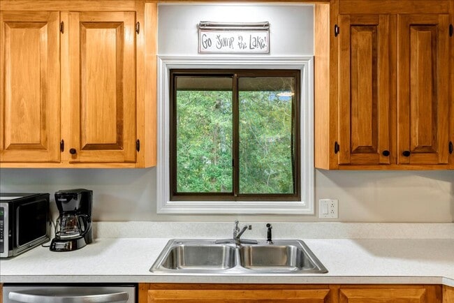 Building Photo - Welcome to Your Lake Gaston Getaway!