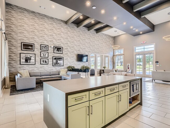 Building Photo - 212 Lake Vista Dr