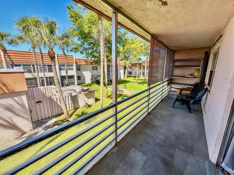 Building Photo - 7610 Stirling Rd