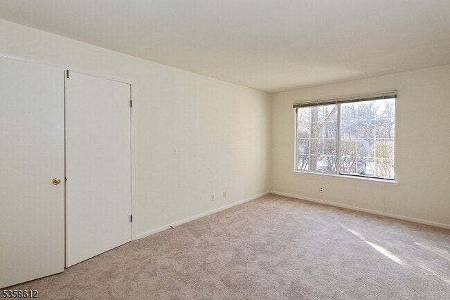 Building Photo - 87 Mayfield Rd