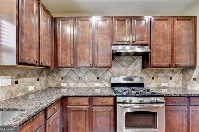 Building Photo - 4228 Woods Creek Ln
