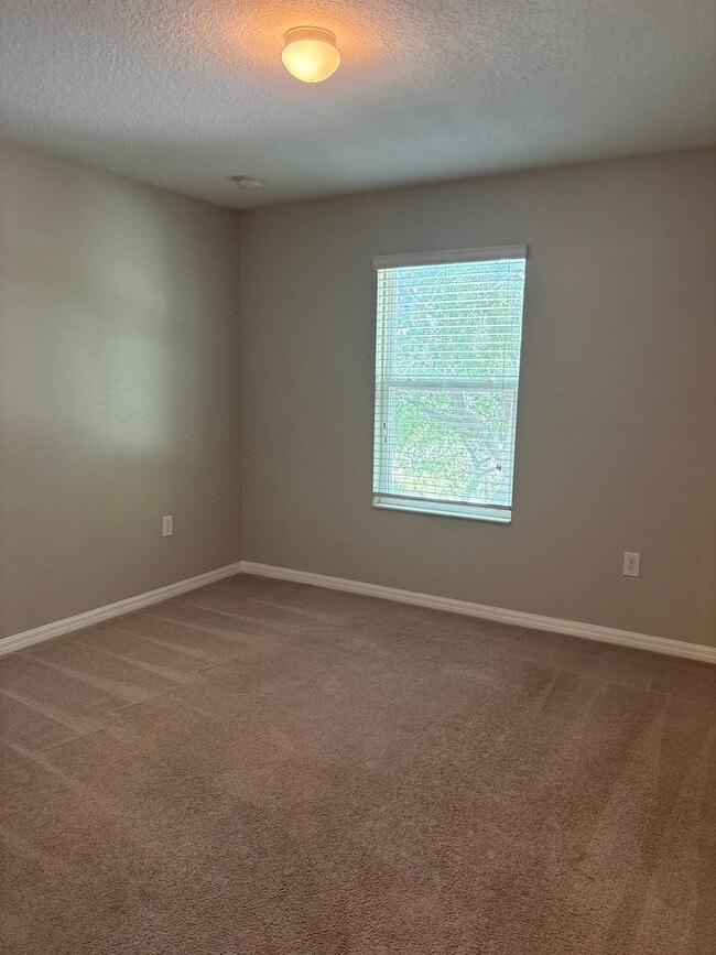 Building Photo - Beautiful 2-Story Townhome in Battaglia Subdivision, St. Cloud, FL