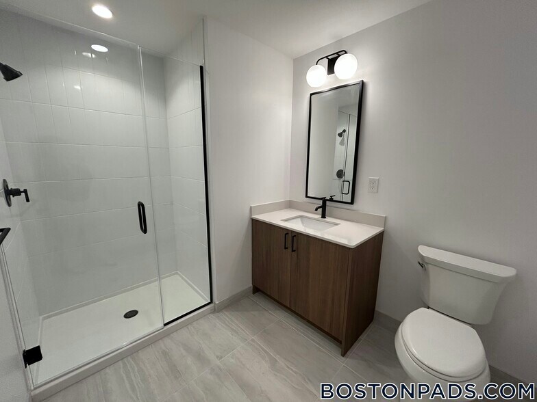 Building Photo - 199 Gardner St