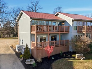 Building Photo - 14807 Dutchmans Dr