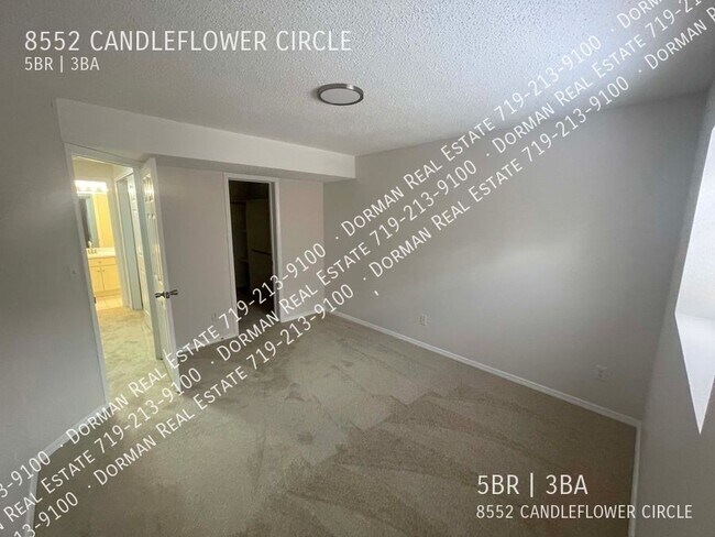 Building Photo - 8552 Candleflower Cir