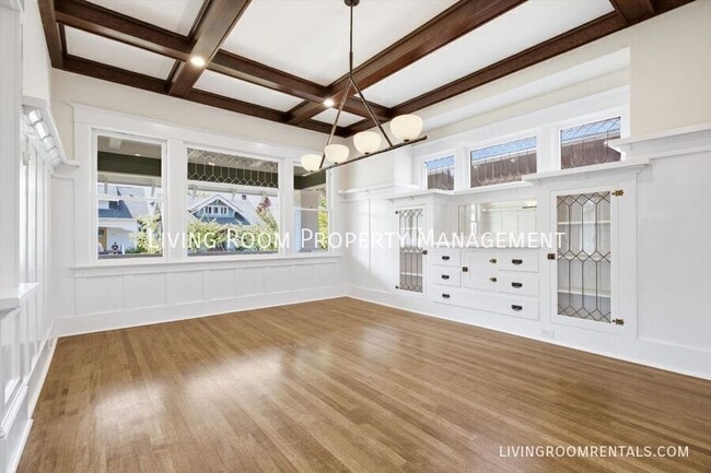Building Photo - 1740 SE 47th Ave