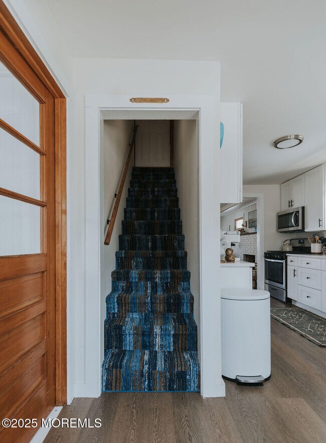 Building Photo - 35 12th Ave