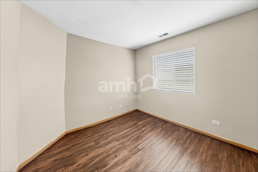 Building Photo - 3107 Arborsedge Dr