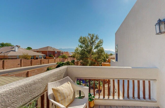 Building Photo - 4315 Rancho Redondo NW