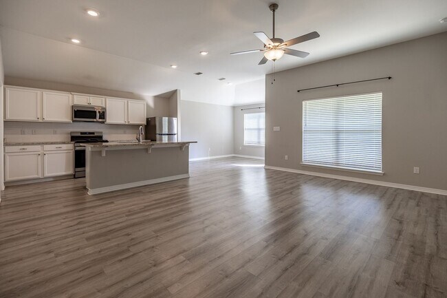 Building Photo - 13437 Antler Hl Rd