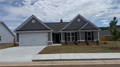 Building Photo - 242 Champions Ln