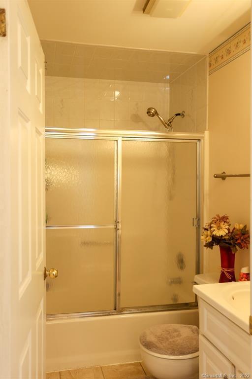 Building Photo - 431 Glenbrook Rd