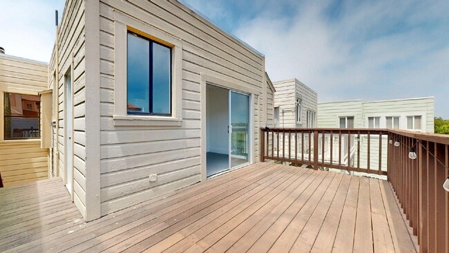 Building Photo - Charming Inner Sunset Single Family Home w...
