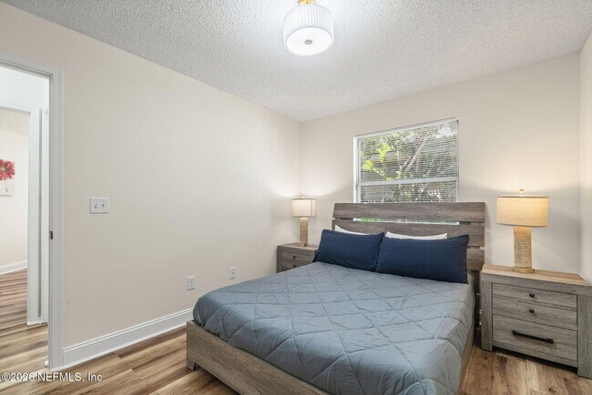 Building Photo - 2658 Sam Houston Pl