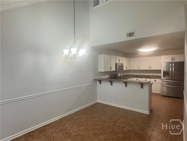 Building Photo - 75 Oak Ridge Cir