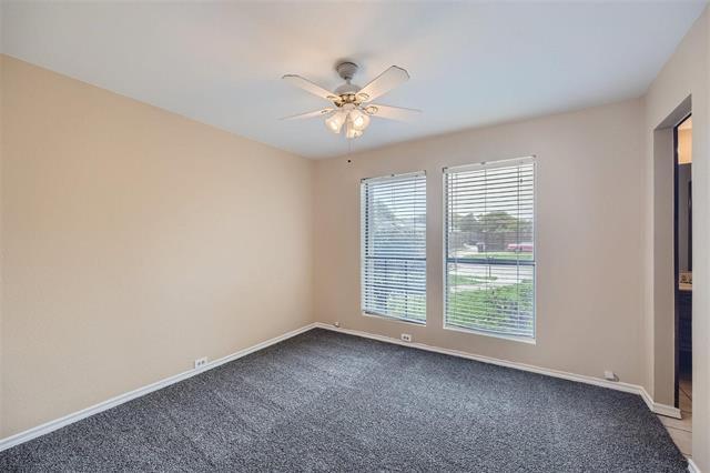 Building Photo - 3005 Saddlehead Dr