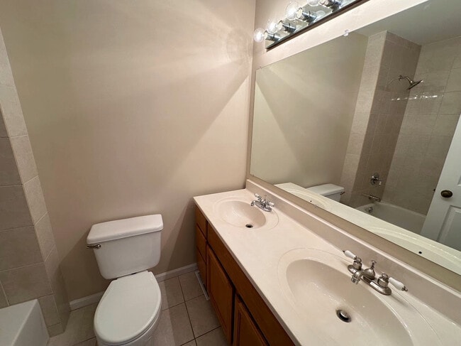 Building Photo - 1301 Haverhill Cir