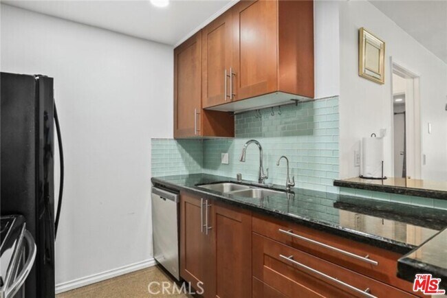 Building Photo - 7740 Redlands St