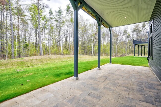 Building Photo - 19 Hidden Glade Dr
