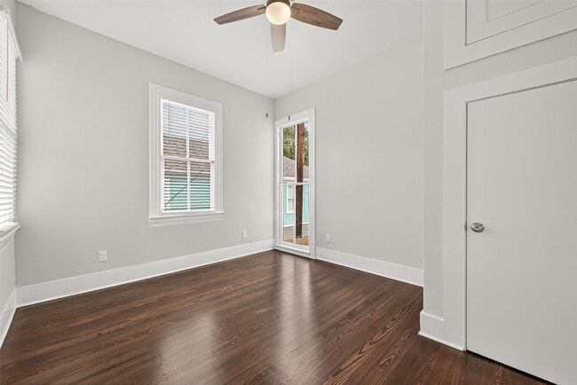 Building Photo - 1814 33rd St