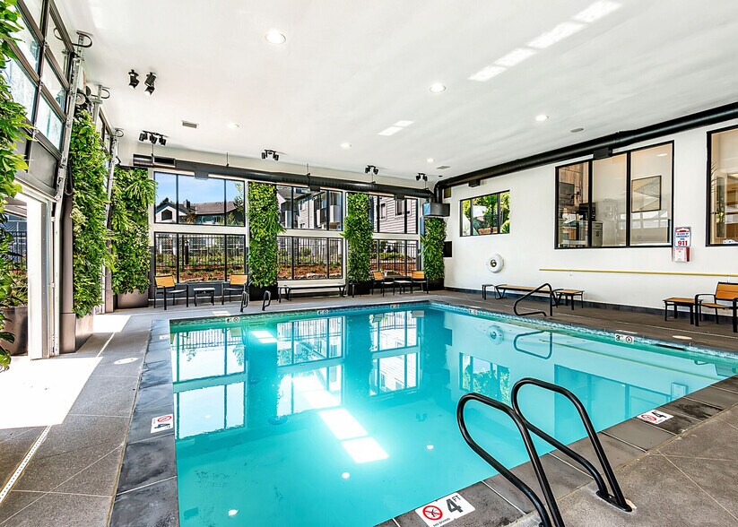 Building Photo - Lumina Apartments