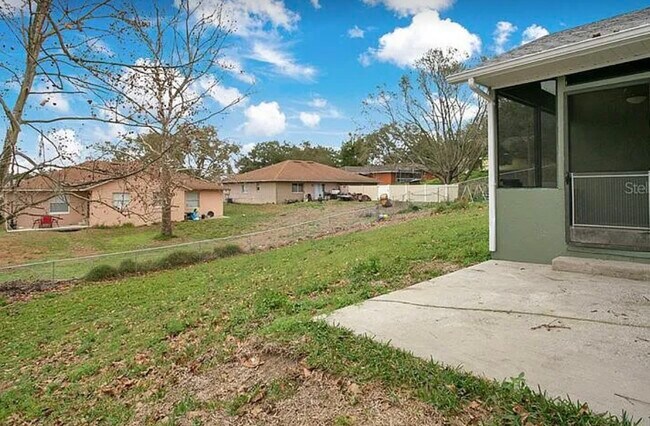 Building Photo - 243 Ridgecrest Loop