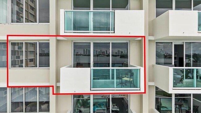 Building Photo - 1200 West Ave