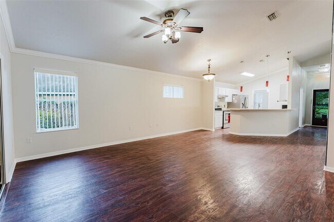 Building Photo - 2114 NW 52nd Pl