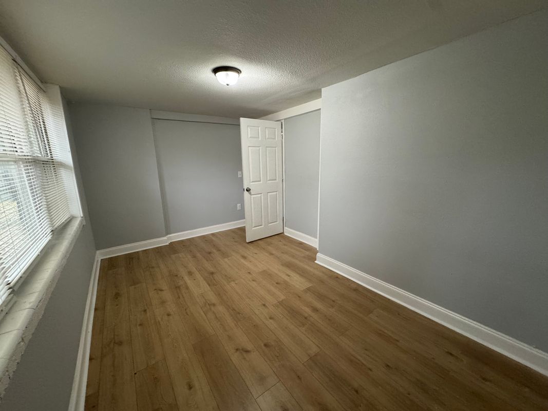 Building Photo - 46 W 23rd St