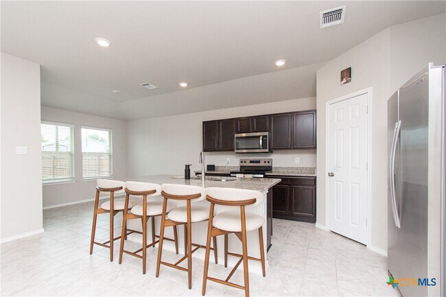 Building Photo - 1309 Prairie Clover Rd