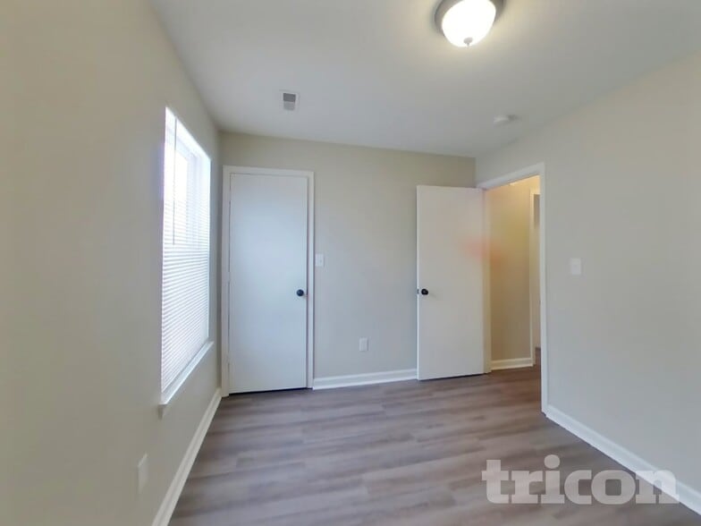 Building Photo - 1619 Prairieview Ln