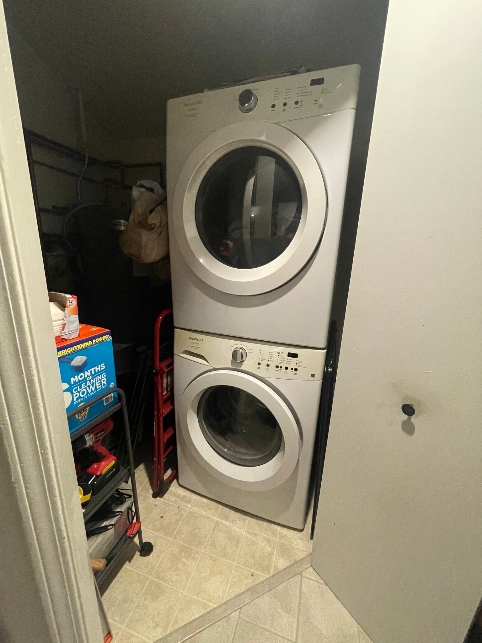 Building Photo - 3489 Hargrove St