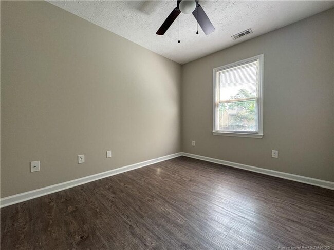 Building Photo - 2582 Gotts Ln