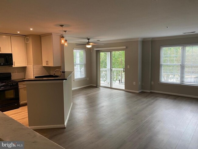 Building Photo - 12834 Fair Briar Ln