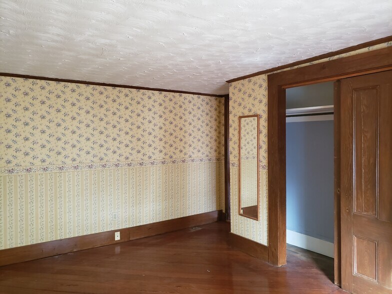 Building Photo - 8 Sewall St