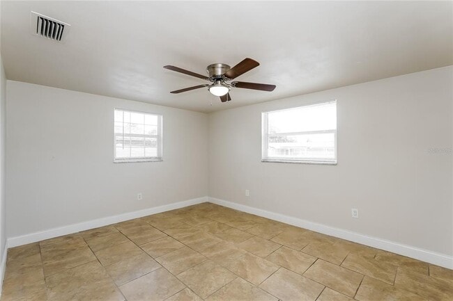 Building Photo - 7625 Ilex Dr