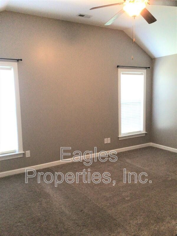 Building Photo - 511 Planters Ridge Dr