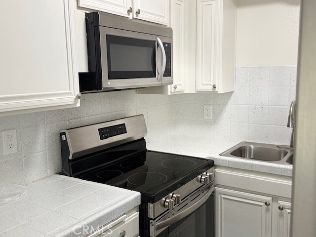 Building Photo - 45303 Sunset Ln