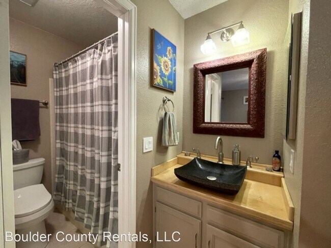 Building Photo - 2 br, 2 bath House - 6235 Willow Ln