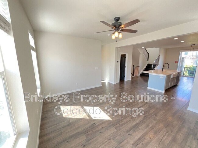 Building Photo - 7227 Berrybrook Ln