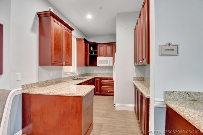 Building Photo - 11723 Waterbend Court