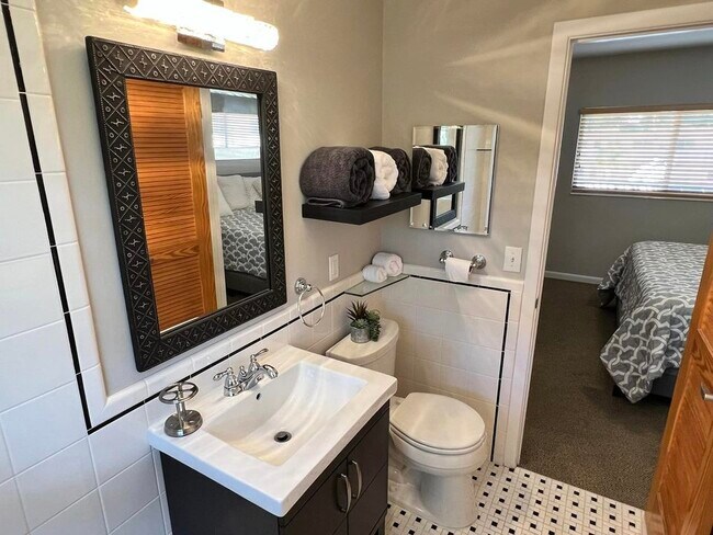 Building Photo - 2590 First St