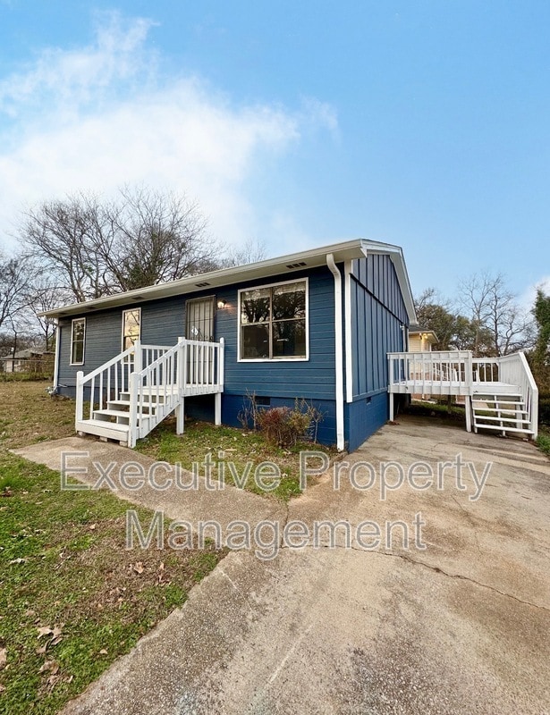 Building Photo - 1920 15th Way SW