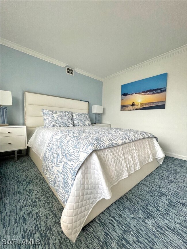 Building Photo - 10525 Gulf Shore Dr