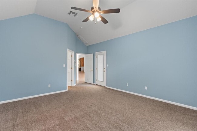 Building Photo - 16004 Double Eagle Dr