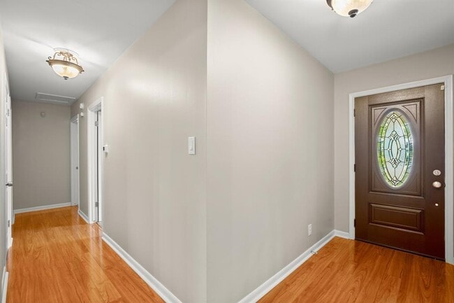 Building Photo - 1400 Briarcliff Blvd