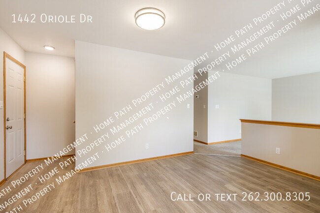Building Photo - 1442 Oriole Dr