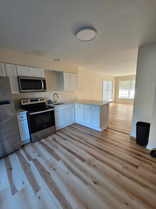 Building Photo - 7322 Fleming Rd