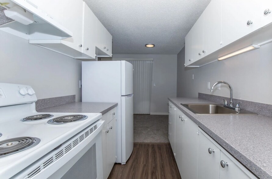 Interior Photo - Unionaire